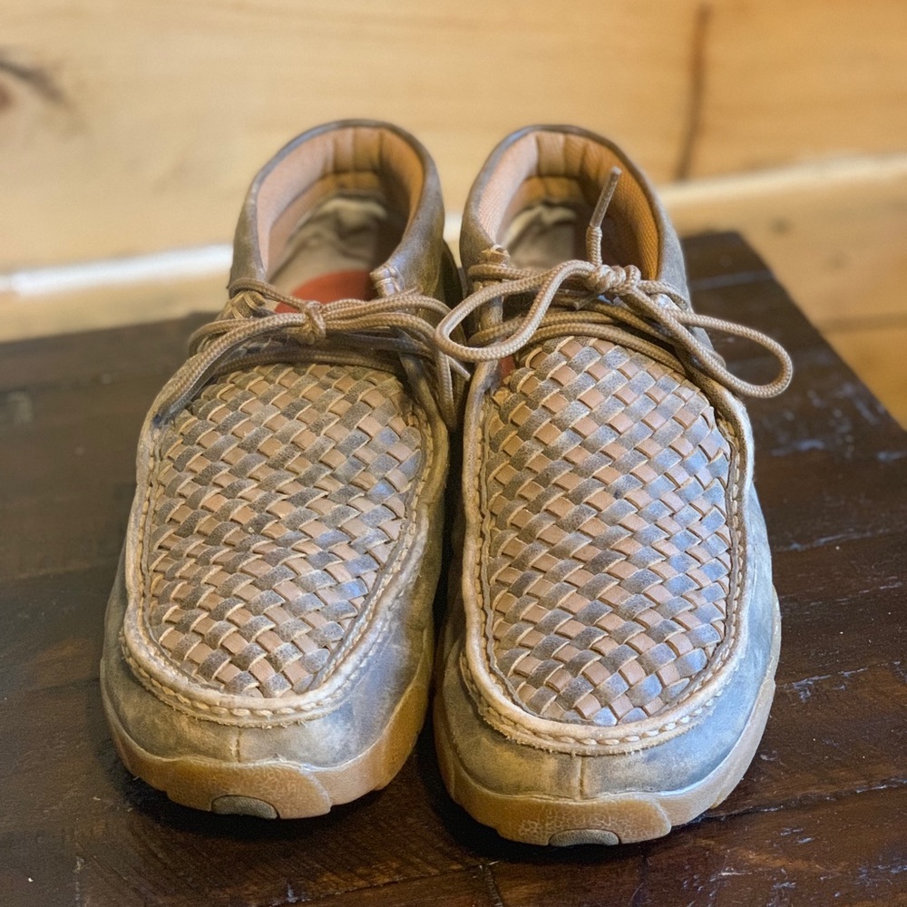 Twisted X Men’s Tan Chukka Driving Moc size 8 1/2